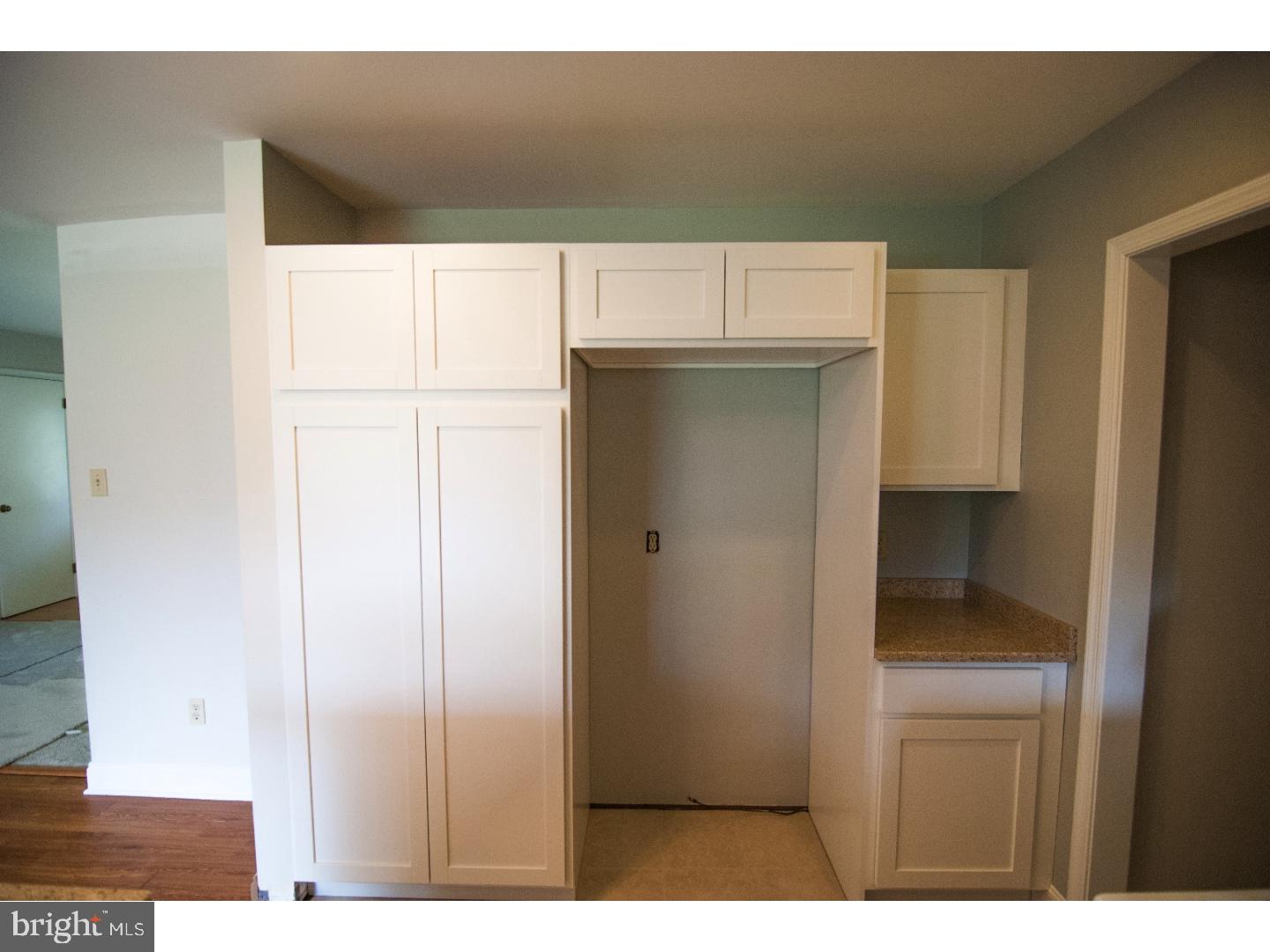 8 South County Line Road Telford, PA 18969 - Photo 11 of 25 Kitchen