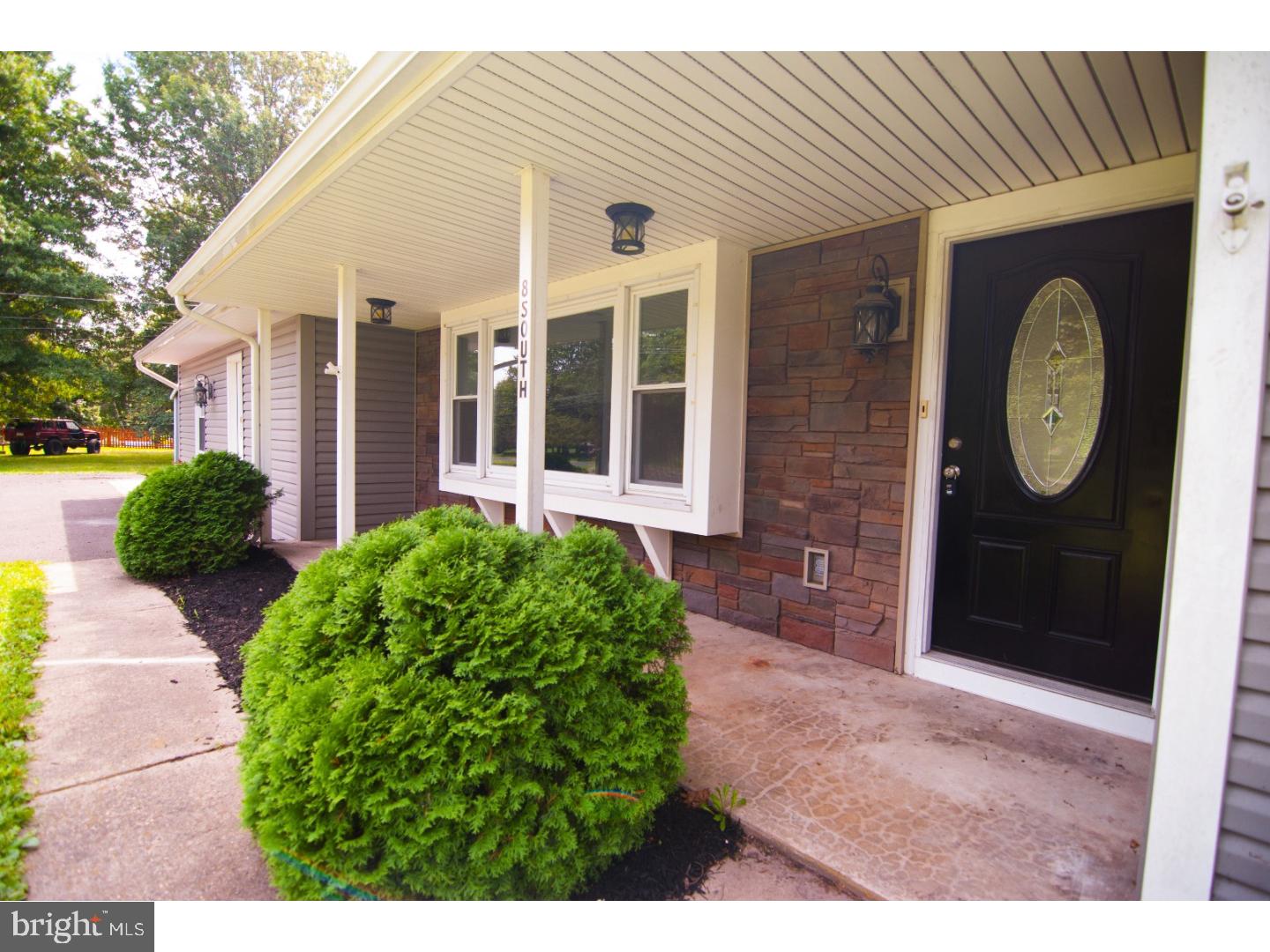 8 South County Line Road Telford, PA 18969 - Photo 23 of 25 Porch