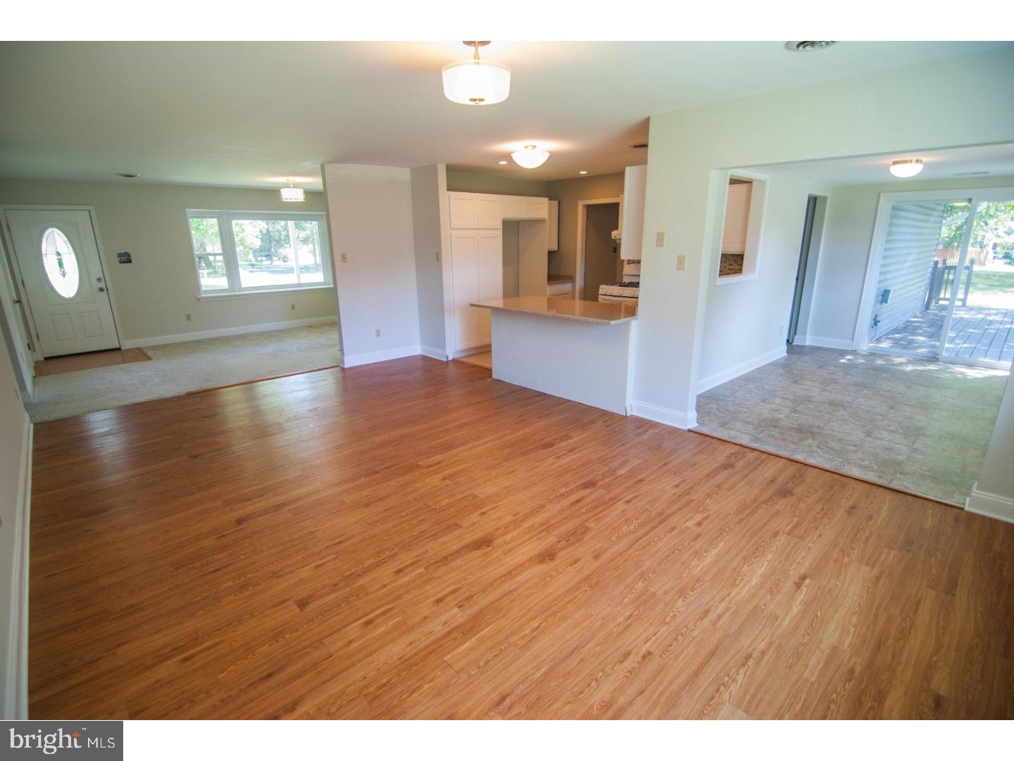 8 South County Line Road Telford, PA 18969 - Photo 6 of 25 Dining Room