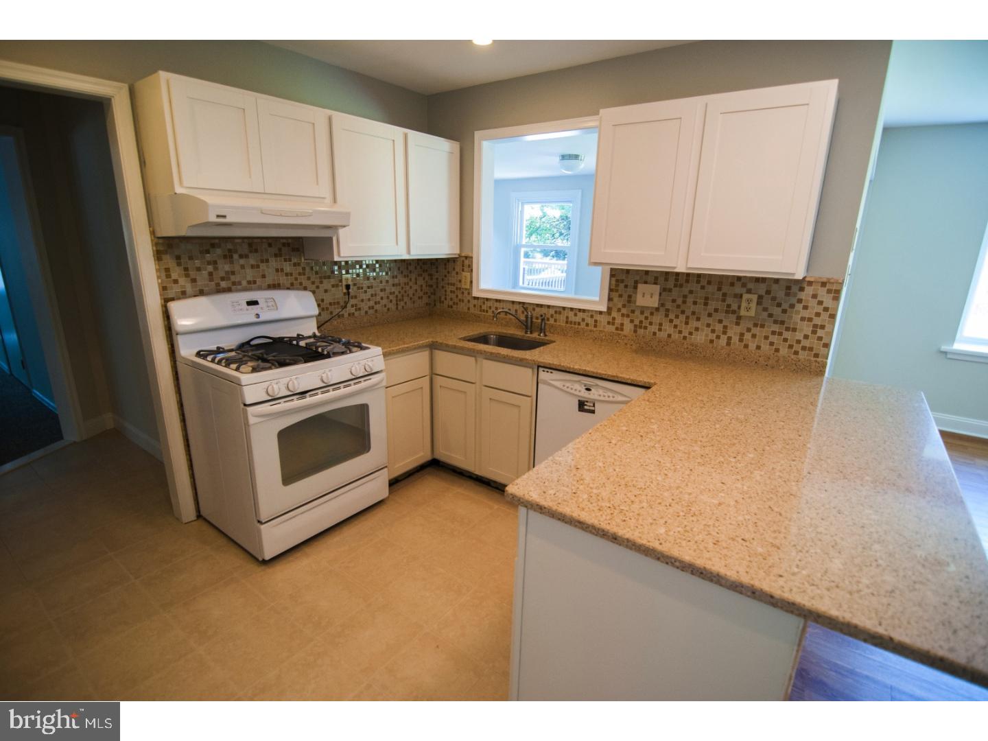 8 South County Line Road Telford, PA 18969 - Photo 8 of 25 Kitchen