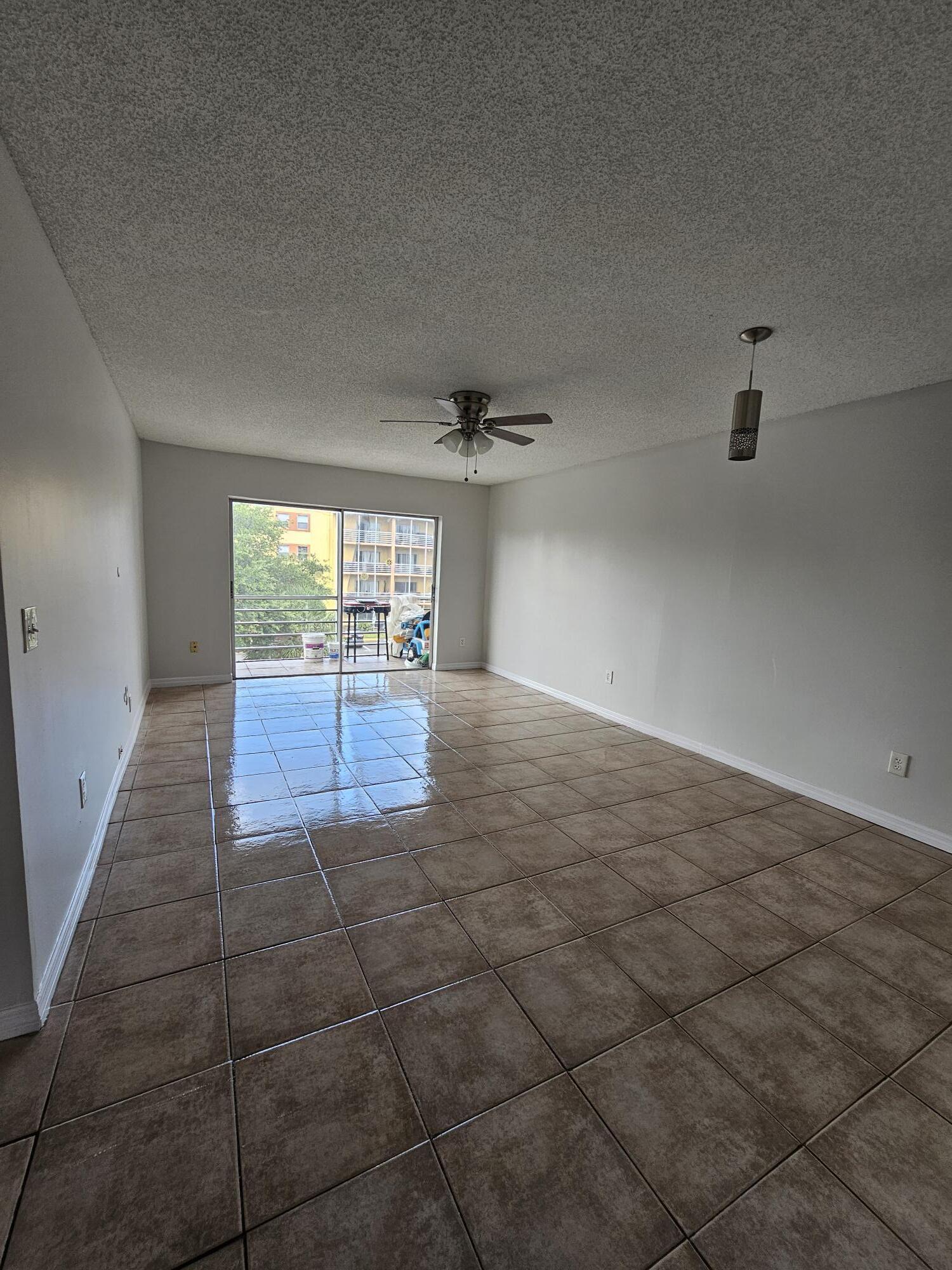2800 Northwest 56th Avenue, Unit C306 Lauderhill, FL 33313 - Photo 3 of 8 living room