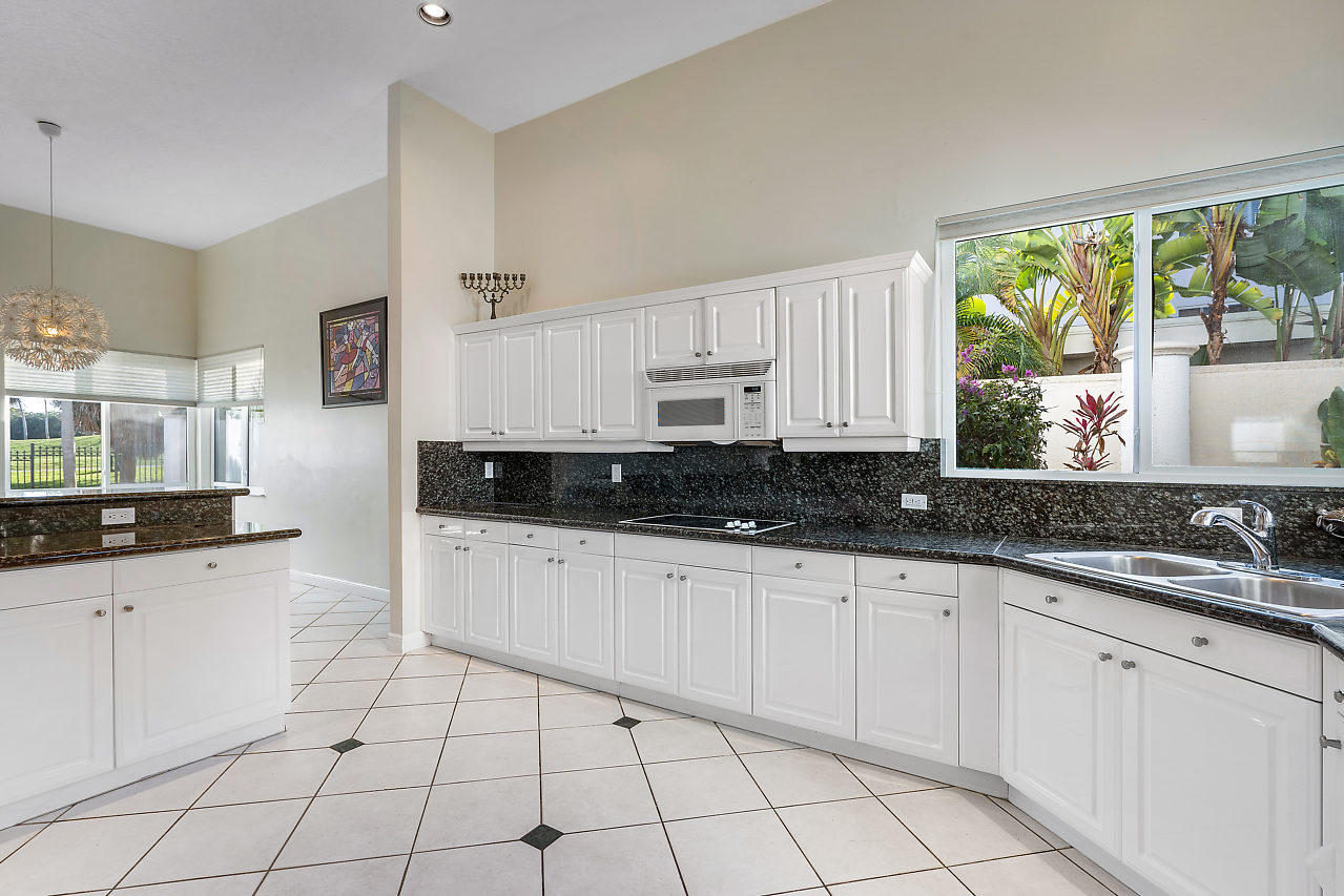 310 East Royal Palm Road Boca Raton, FL 33432 - Photo 11 of 31 310 E Royal Palm Road Boca Raton FL 3343