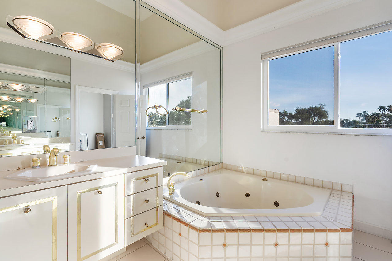 310 East Royal Palm Road Boca Raton, FL 33432 - Photo 20 of 31 310 E Royal Palm Road Boca Raton FL 3343