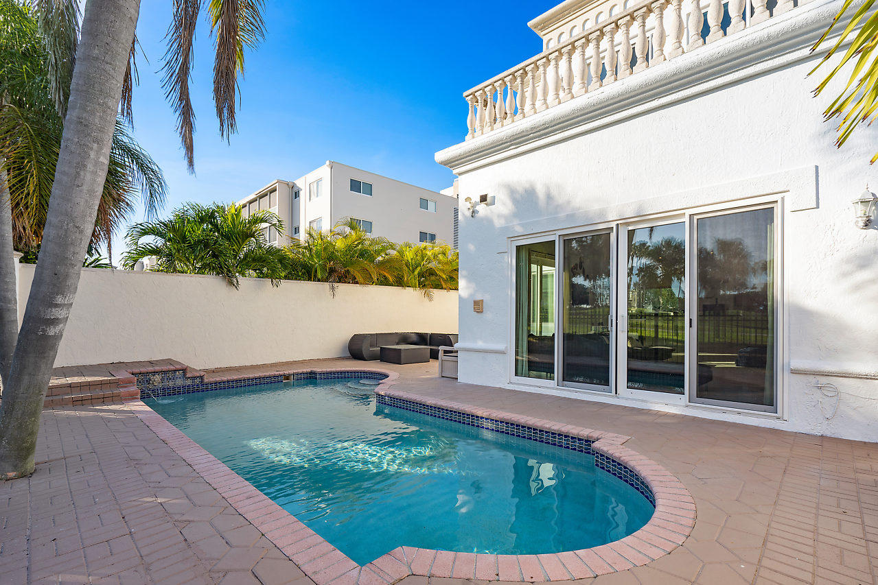 310 East Royal Palm Road Boca Raton, FL 33432 - Photo 26 of 31 310 E Royal Palm Road Boca Raton FL 3343