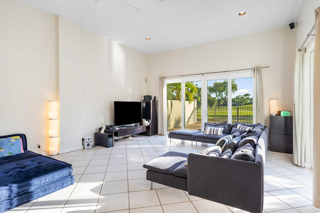 310 East Royal Palm Road Boca Raton, FL 33432 - Photo 6 of 31 310 E Royal Palm Road Boca Raton FL 3343