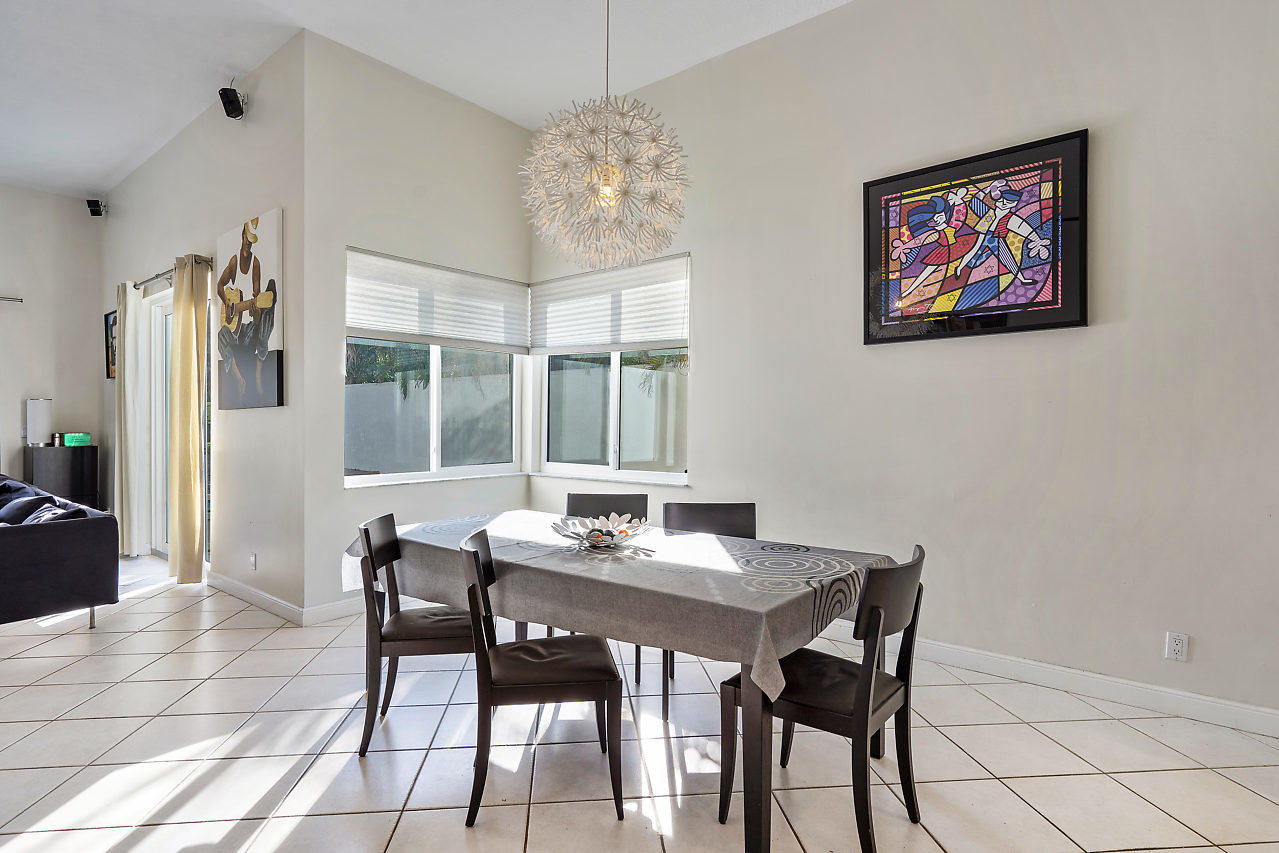 310 East Royal Palm Road Boca Raton, FL 33432 - Photo 8 of 31 310 E Royal Palm Road Boca Raton FL 3343