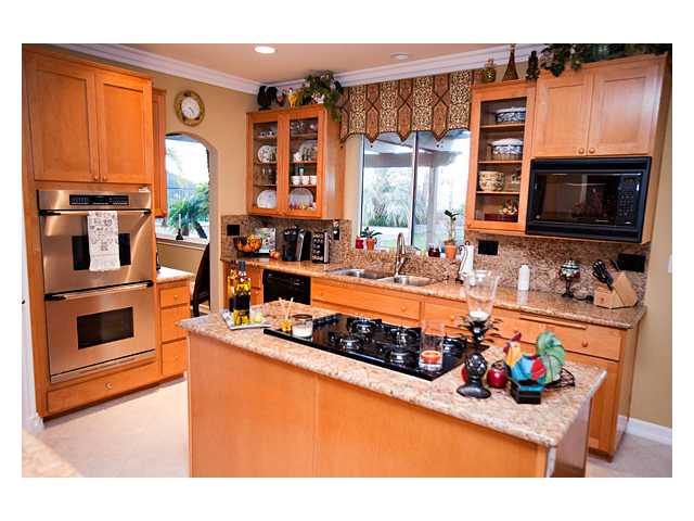 2214 Masters Road Carlsbad, CA 92008 - Photo 18 of 25 Gallery Image 18