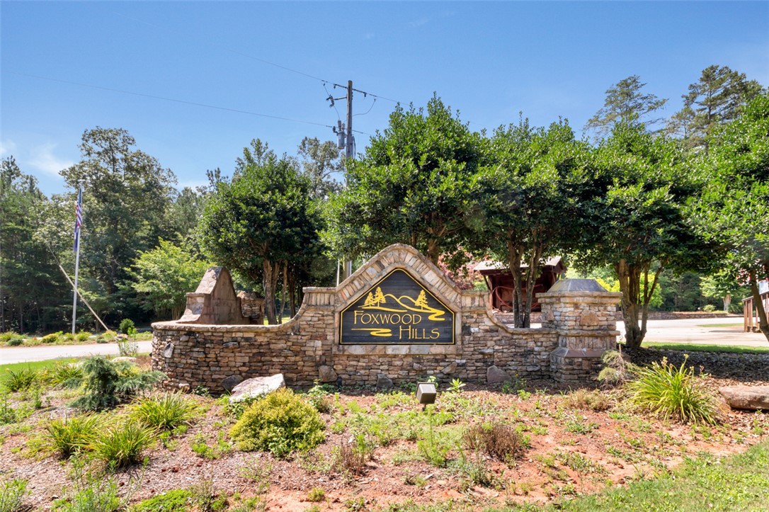 394 Beech Drive Westminster, SC 29693 - Photo 4 of 15