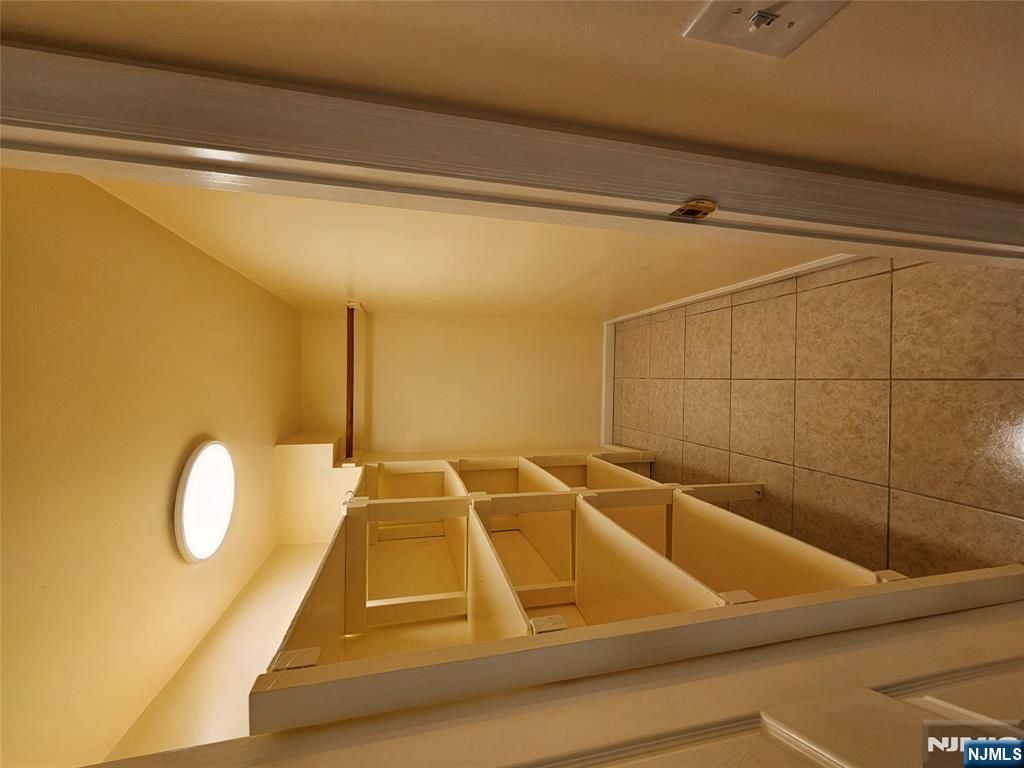 122 Eckel Road Little Ferry, NJ 07643 - Photo 12 of 16