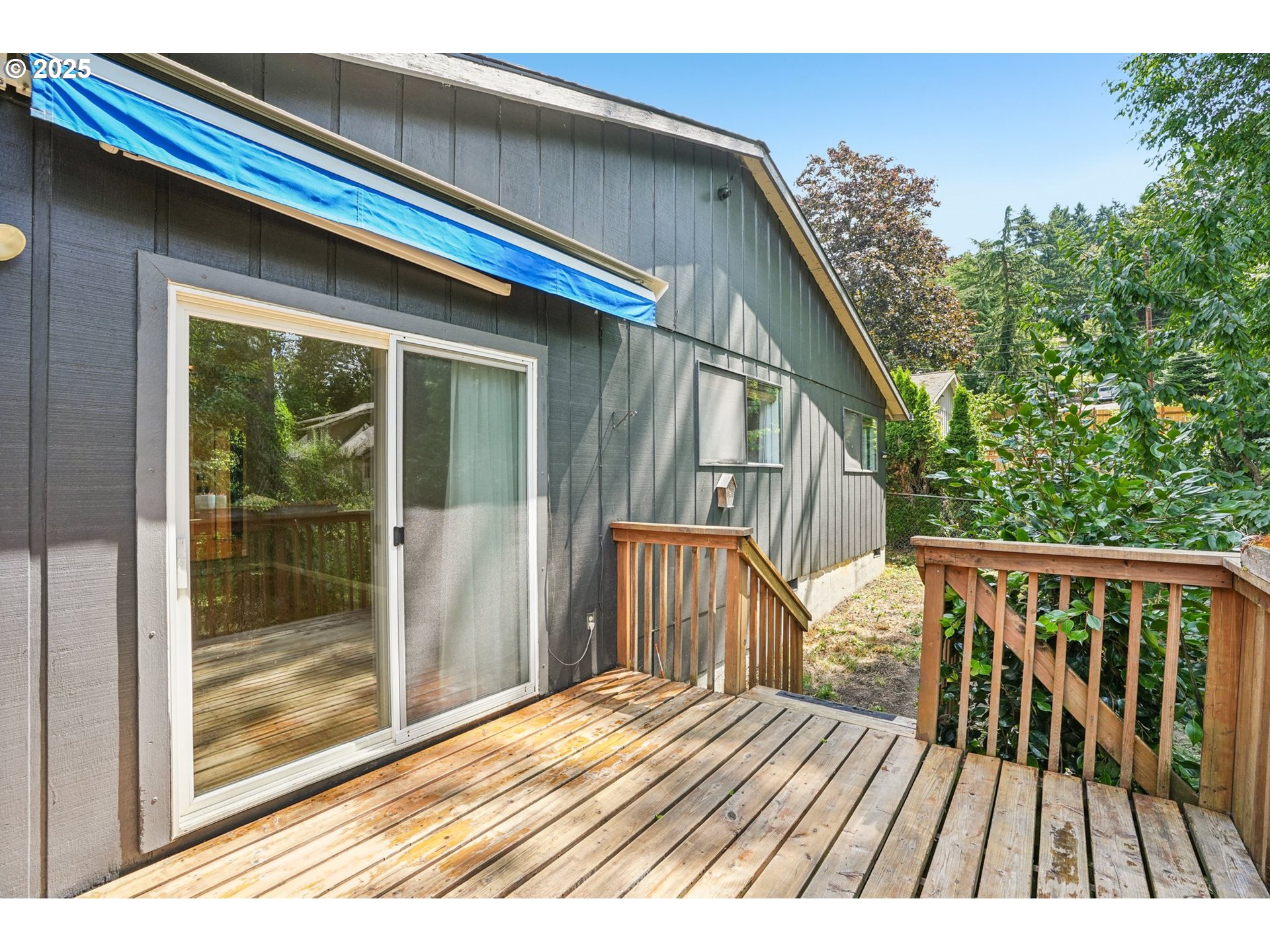 9281 Southwest Boones Ferry Road Portland, OR 97219 - Photo 17 of 27 a view of outdoor space with a balcony