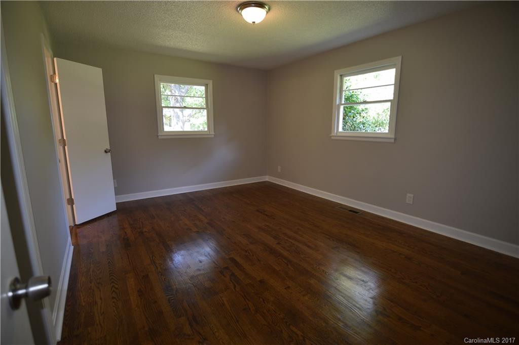 7018 Ridge Lane Road Charlotte, NC 28262 - Photo 12 of 21 Gallery Image 12
