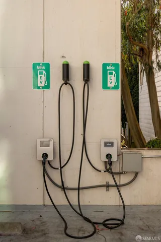 $2,500,000 | 1200 California Street, Unit 20B, San Francisco, CA 94109