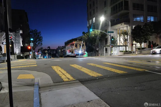 $2,500,000 | 1200 California Street, Unit 20B, San Francisco, CA 94109