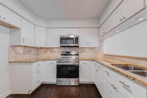 $155,000 | 8100 Cambridge Street, Unit 114, Houston, TX 77054
