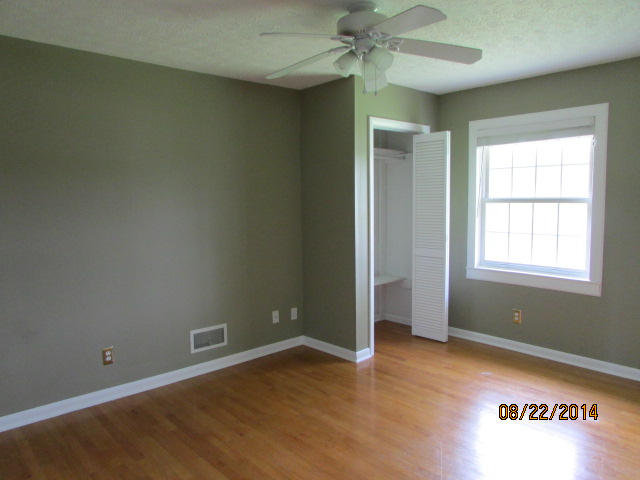 809 Brown School Road Maryville, TN 37804 - Photo 8 of 13 Bedroom 3