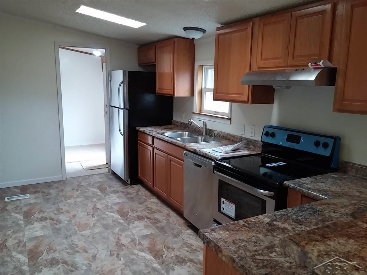 7562 Canada Road Birch Run, MI 48415 - Photo 6 of 11