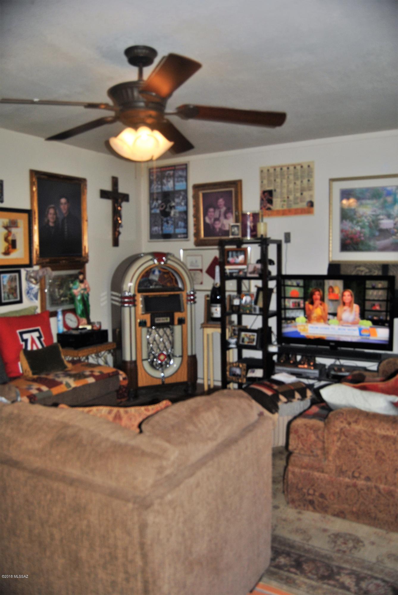 452 Rio Rico Drive Rio Rico, AZ 85648 - Photo 18 of 27