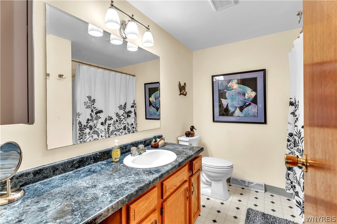 6720 Minnick Road Lockport, NY 14094 - Photo 12 of 33 Gallery Image 12