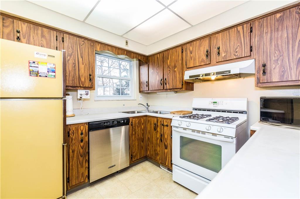 Kitchen - light and bright with overhead lighting. 