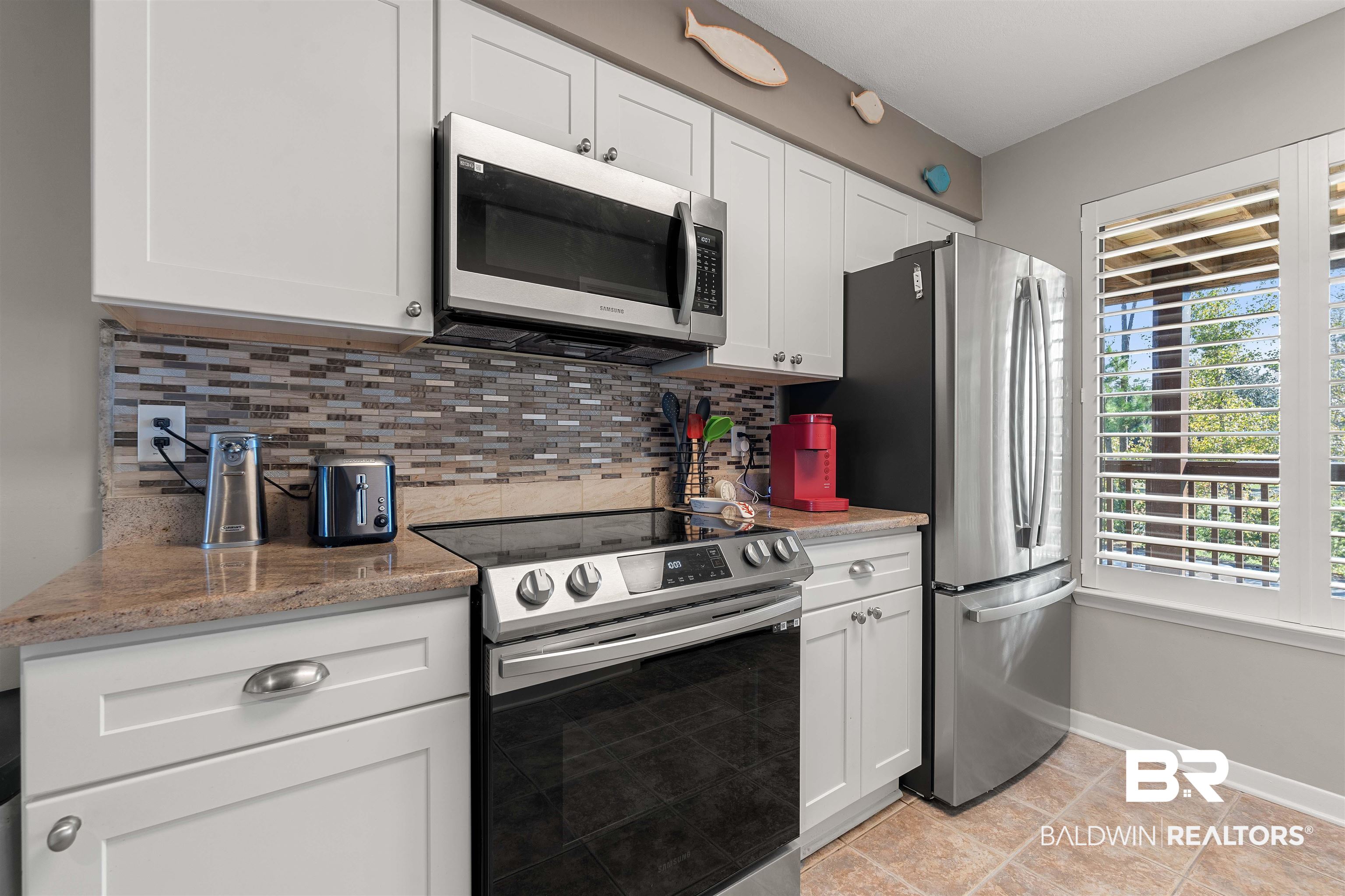4723 Port Side Lane, Unit 101 Gulf Shores, AL 36542 - Photo 12 of 48 New Stainless Appliances