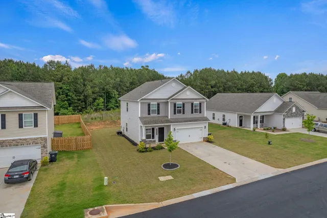 $305,000 | 122 Bellflower Lane, Anderson, SC 29625