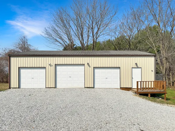 $269,900 | 25 Aurora Ann Lane, Bedford, IN 47421