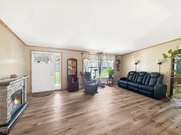 $269,900 | 25 Aurora Ann Lane, Bedford, IN 47421