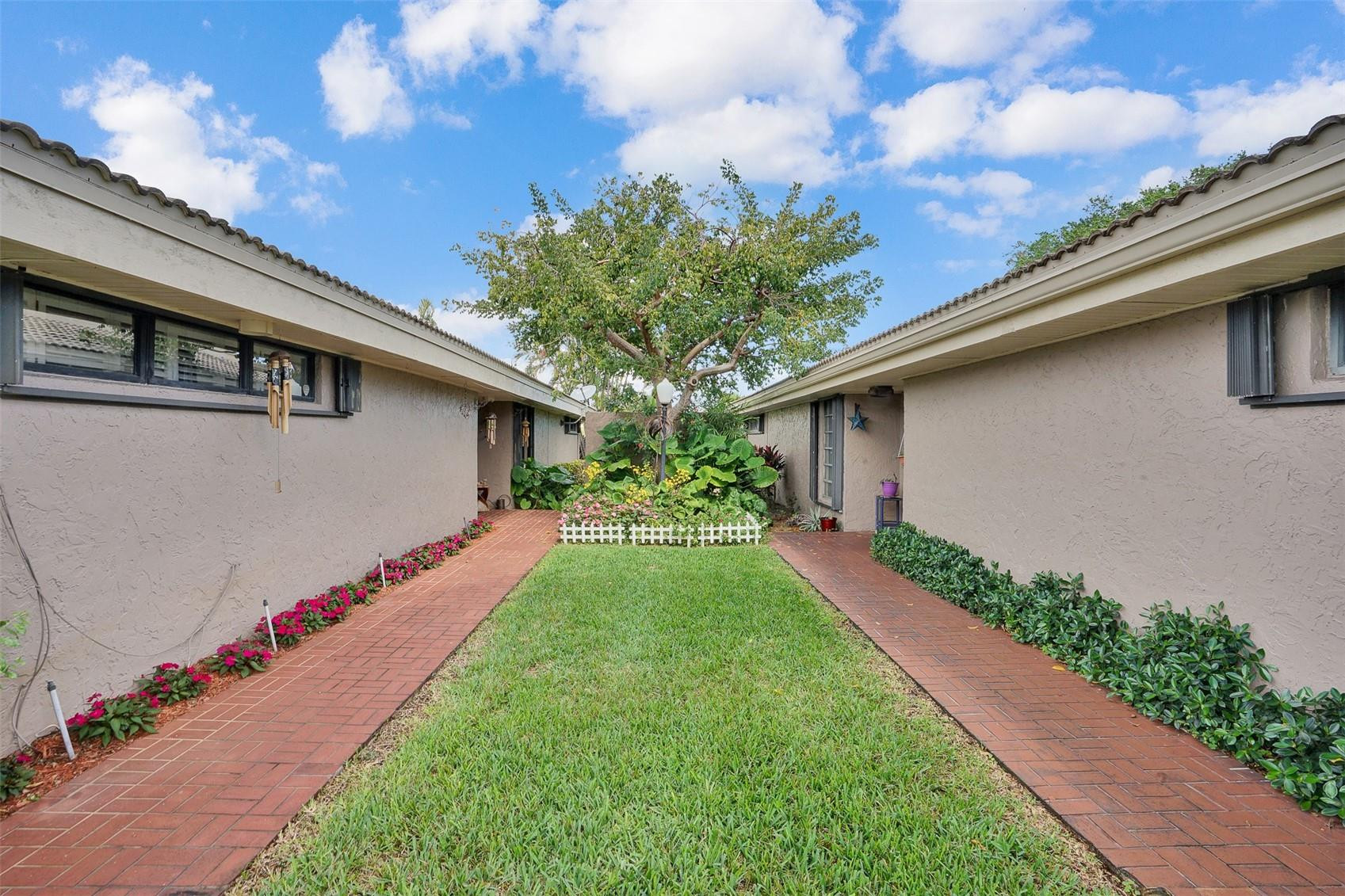1501 St Andrews Road, Unit 110 Hollywood, FL 33021 - Photo 5 of 36 Photo 5