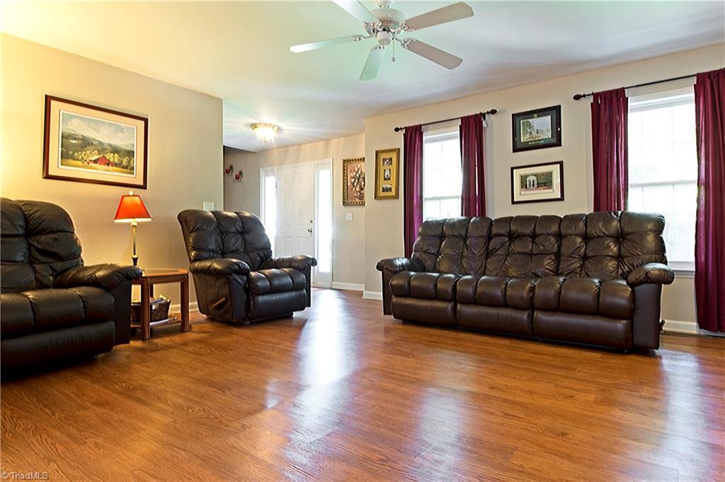8013 Bartonshire Drive Oak Ridge, NC 27310 - Photo 5 of 23 Gallery Image 5