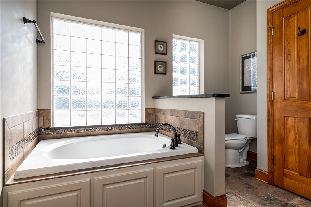 524 Ginseng Drive Sunset, SC 29685 - Photo 21 of 37 Soaking Tub Plus large walk in shower