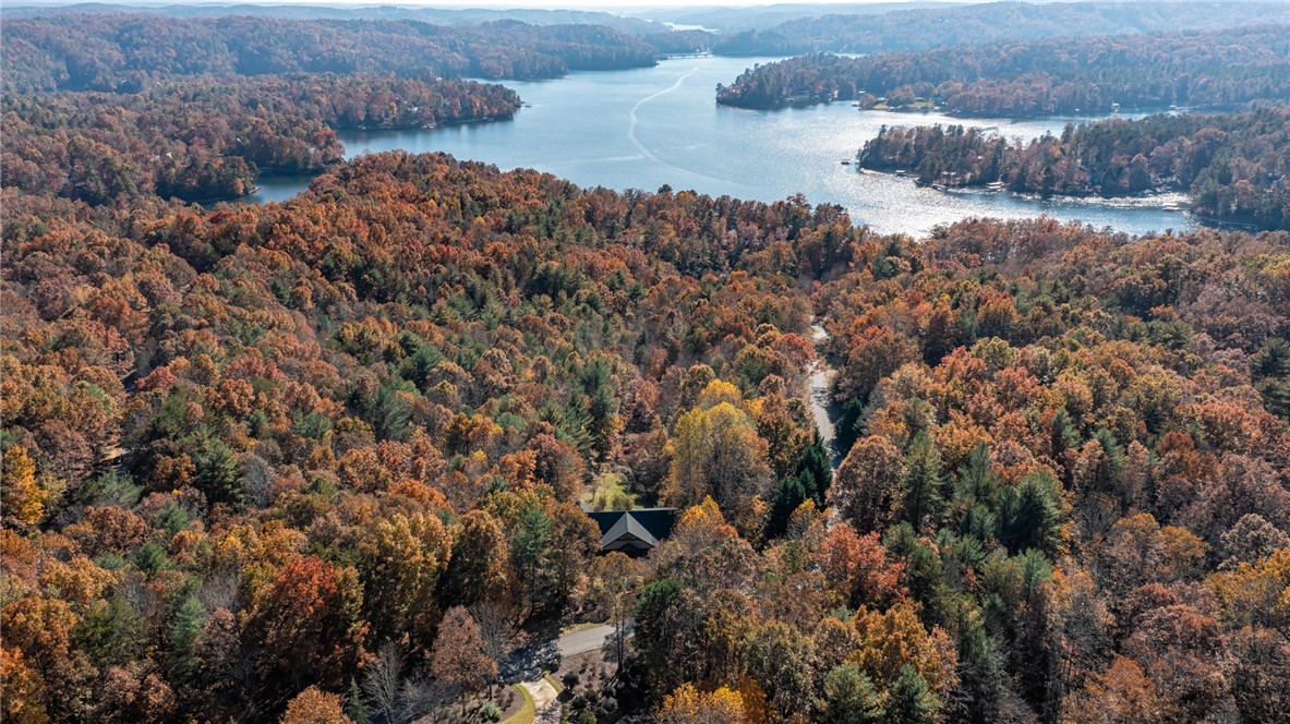 524 Ginseng Drive Sunset, SC 29685 - Photo 7 of 37 Lake Keowee just down the street