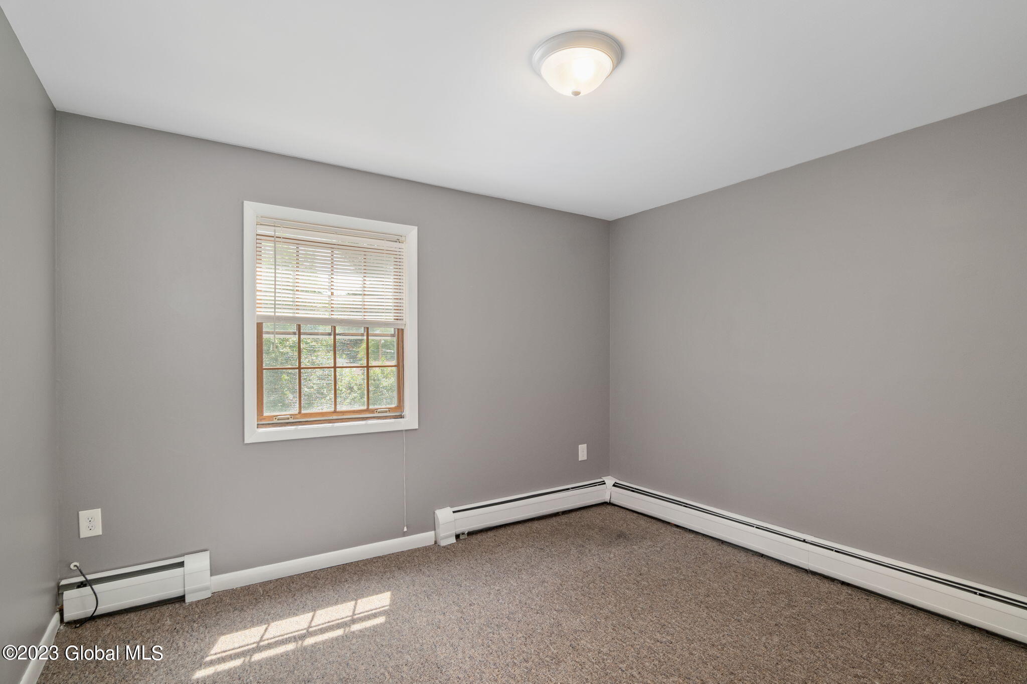 2342-2344 Curry Road Schenectady, NY 12303 - Photo 29 of 48 27-web-or-mls-2342CurryRd-27