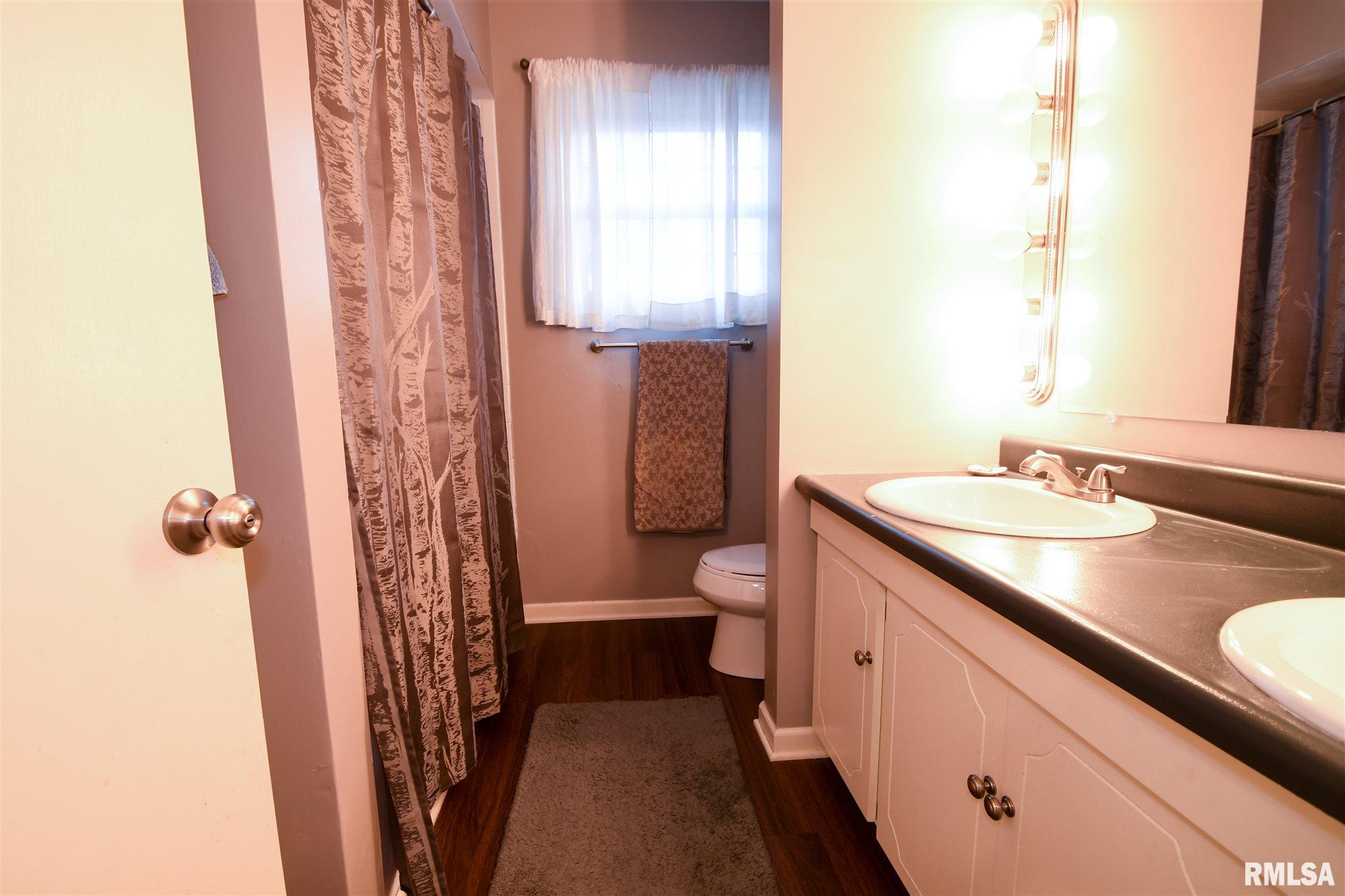 1117 West Ravinwoods Road Peoria, IL 61615 - Photo 31 of 39 Gallery Image 31