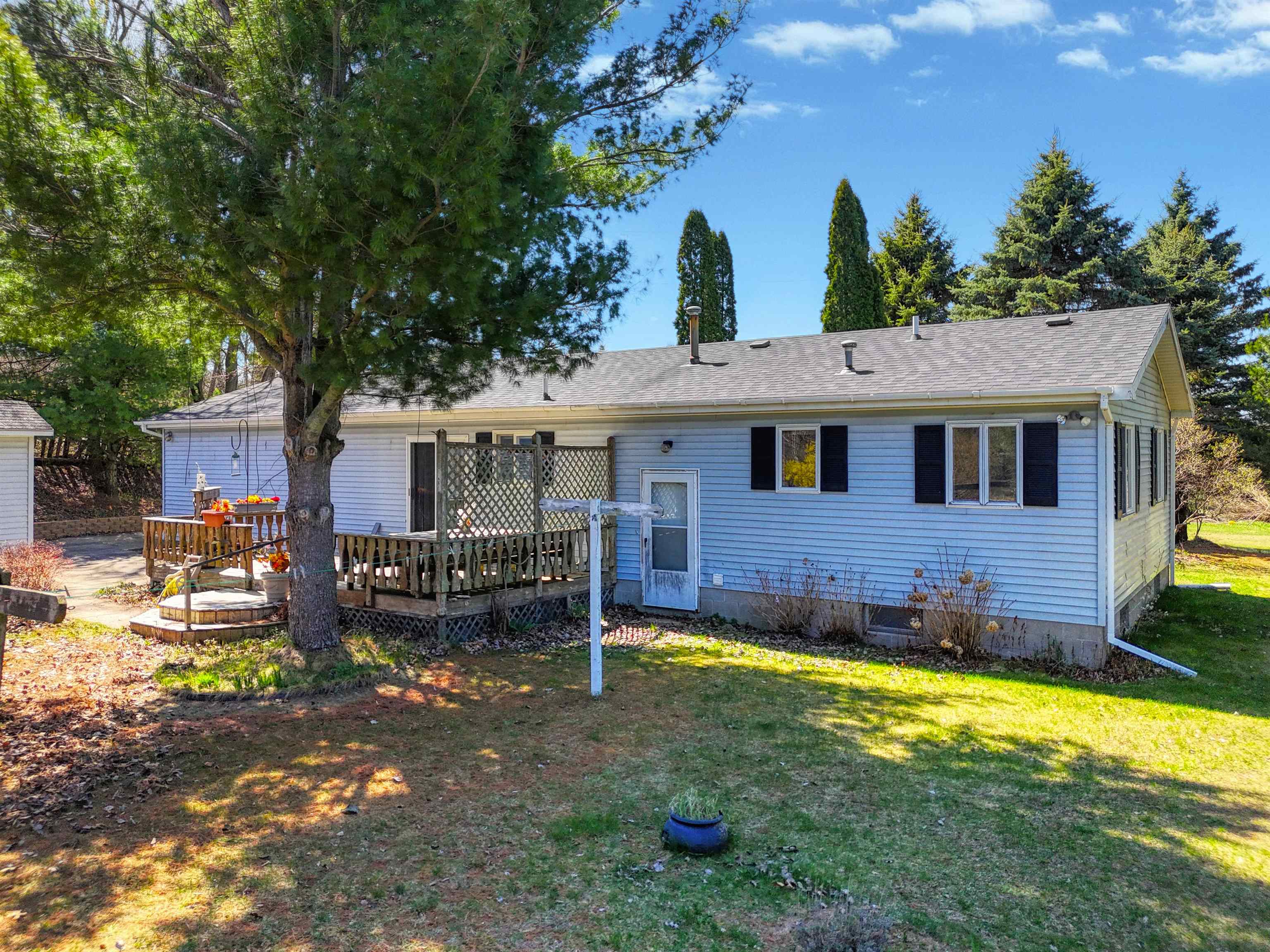 2755 Siuda Road Manistee, MI 49660 - Photo 11 of 37