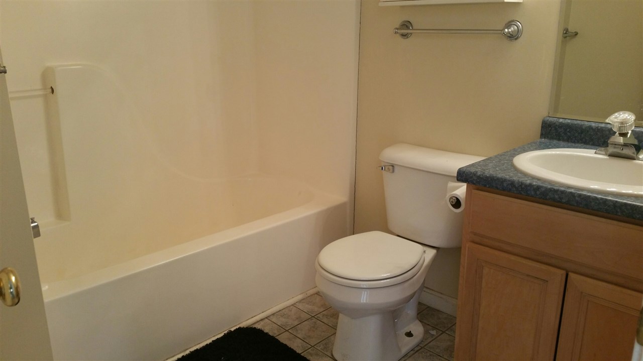 33 A Dale Road Hooksett, NH 03106 - Photo 13 of 16