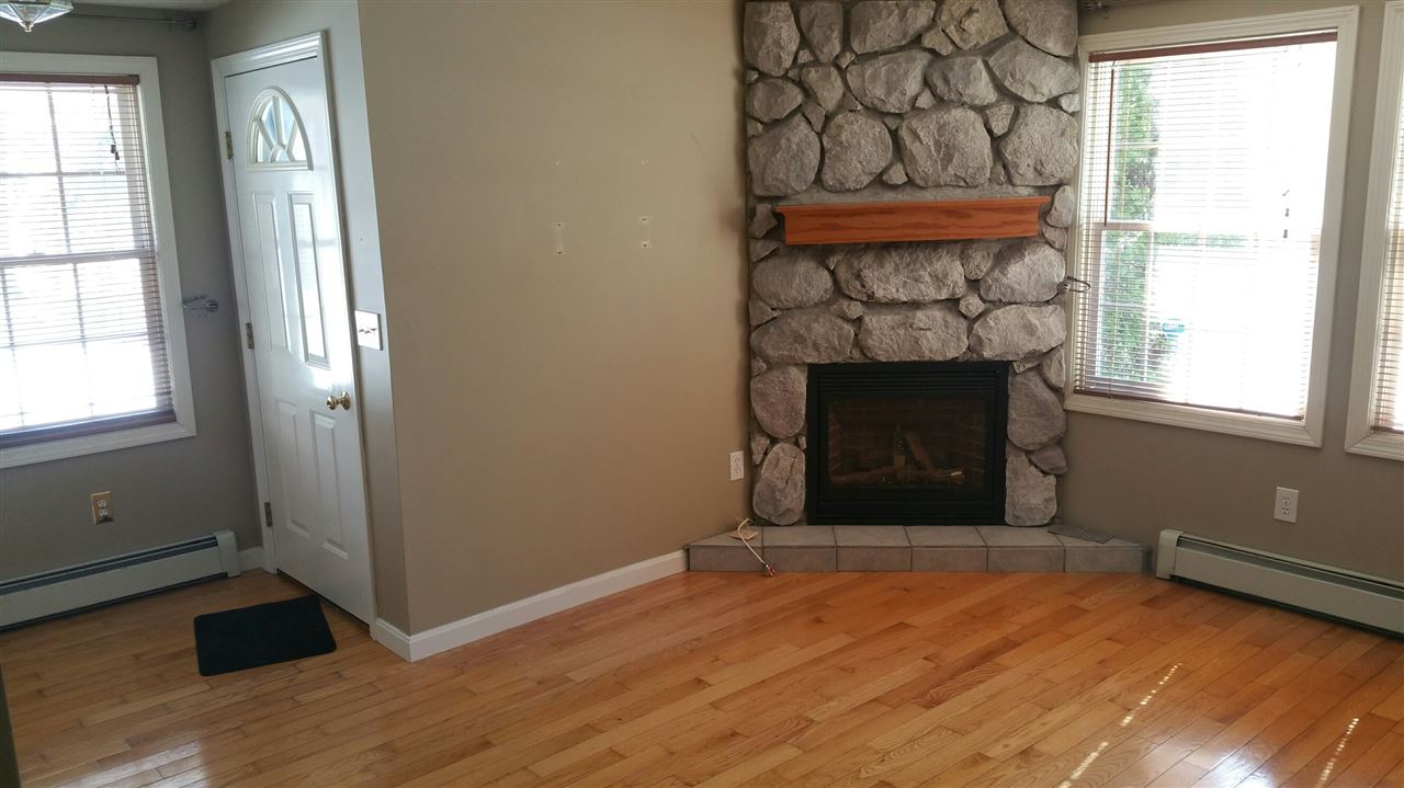 33 A Dale Road Hooksett, NH 03106 - Photo 9 of 16