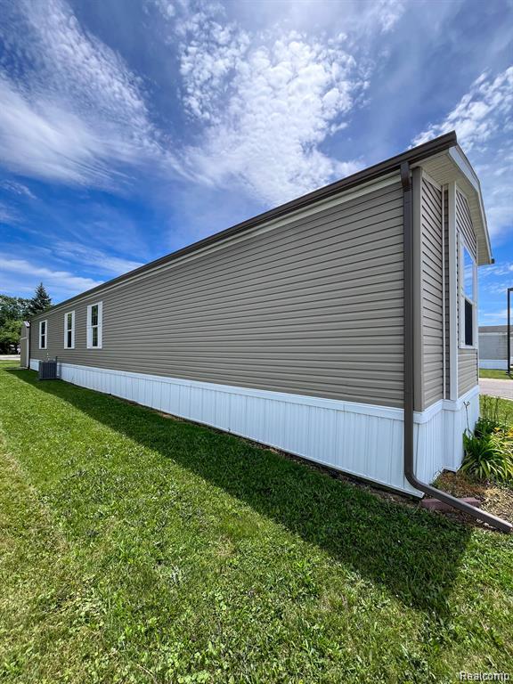 321 Prairie Circle Carleton, MI 48117 - Photo 19 of 20