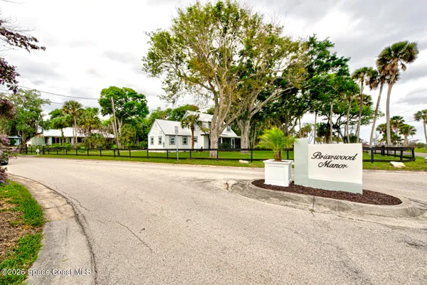 $500,000 | 110 Briarwood Lane, Cocoa, FL 32926