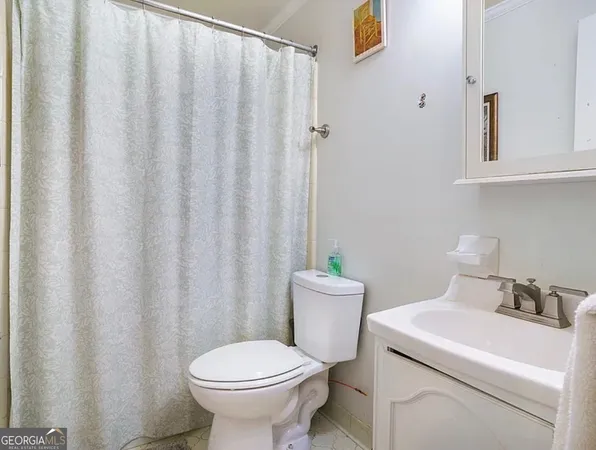 $540,500 | 5230 Southwest West Shore Drive, Conyers, GA 30094