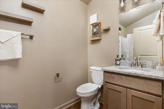 $449,000 | 215 Buck Road, Linden, VA 22642