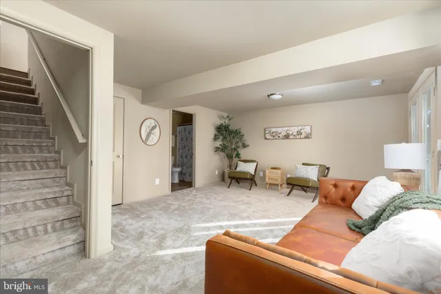 $449,000 | 215 Buck Road, Linden, VA 22642