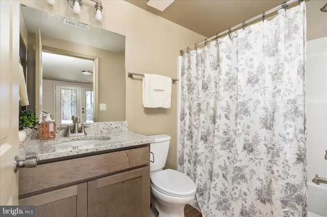 $449,000 | 215 Buck Road, Linden, VA 22642