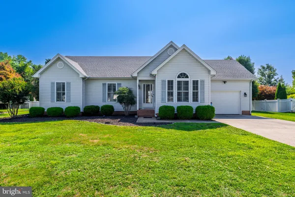 $330,000 | 204 North 10th Street, Delmar, DE 19940