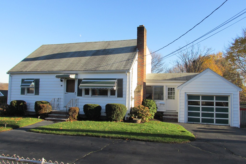 27 Kent Road Lynn, MA 01904 - Photo 1 of 30 Gallery Image 1