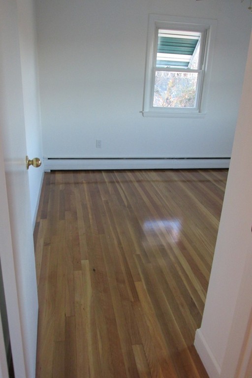 27 Kent Road Lynn, MA 01904 - Photo 11 of 30 Gallery Image 11