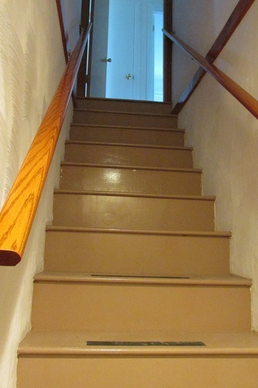 27 Kent Road Lynn, MA 01904 - Photo 16 of 30 Gallery Image 16