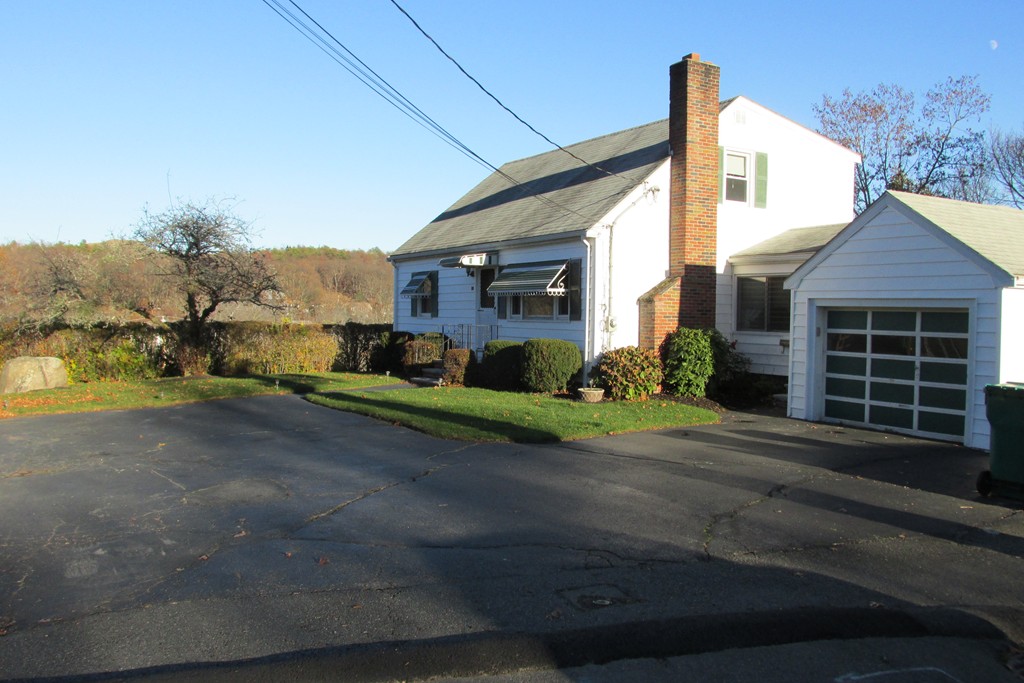 27 Kent Road Lynn, MA 01904 - Photo 2 of 30 Gallery Image 2