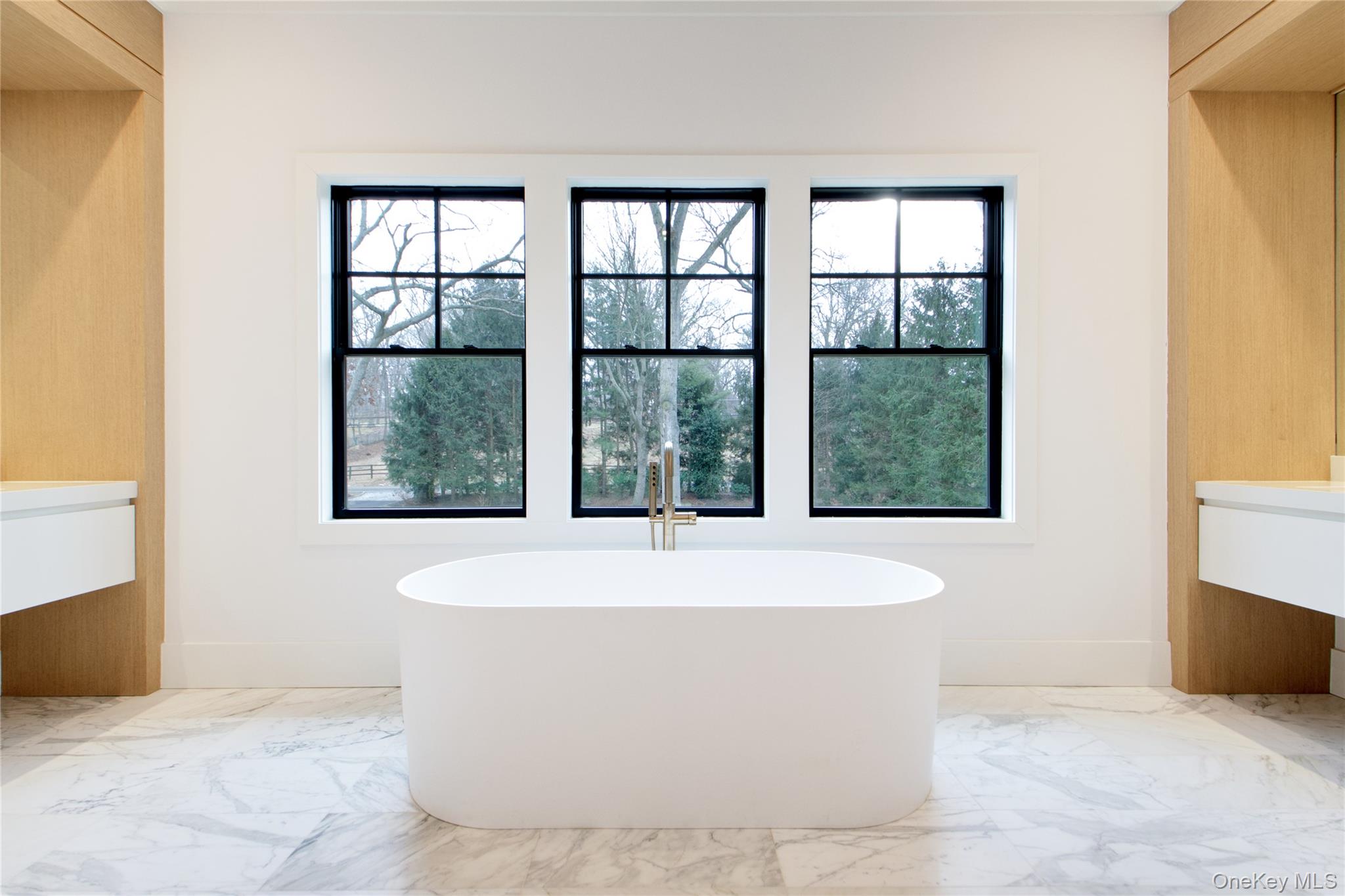 63 Fruitledge Road Glen Head, NY 11545 - Photo 16 of 33