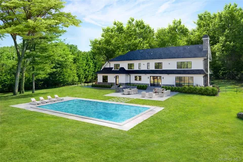 $5,699,000 | 63 Fruitledge Road, Glen Head, NY 11545