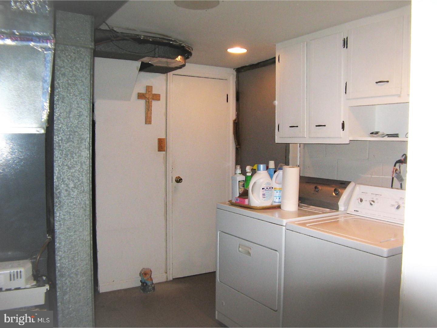 12625 Ramer Road Philadelphia, PA 19154 - Photo 18 of 22 Laundry Room